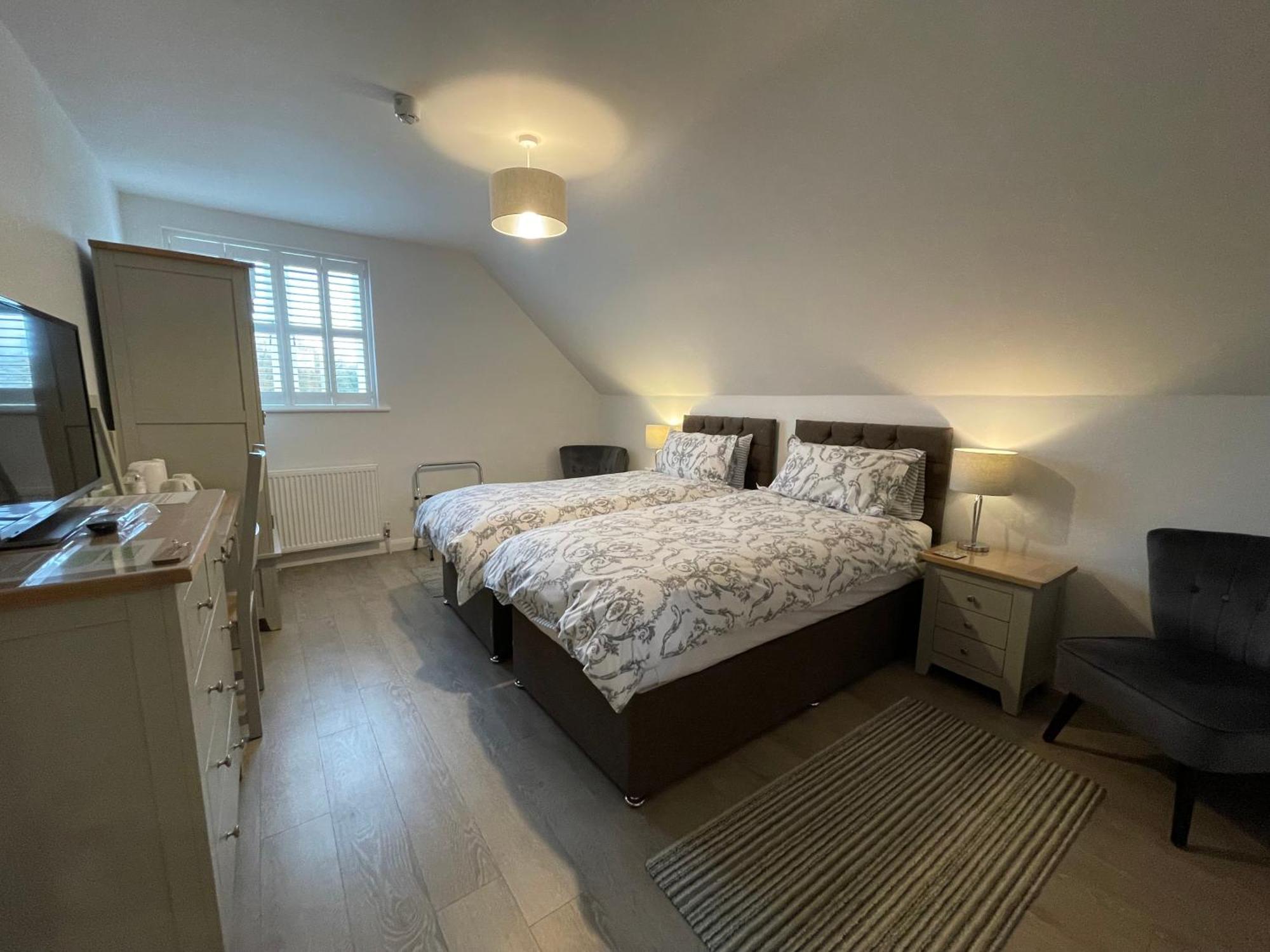 Cotswold Hare Gasthof 4*
