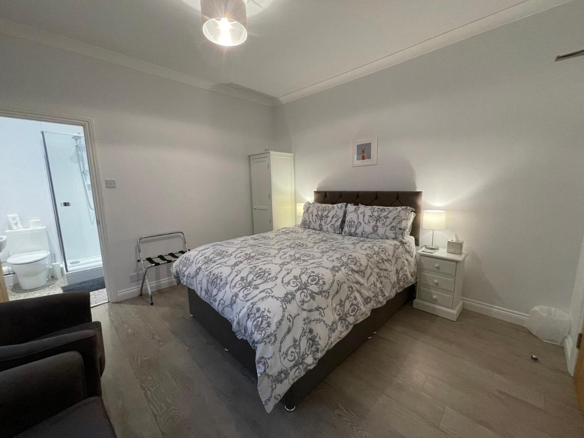 Cotswold Hare 4*