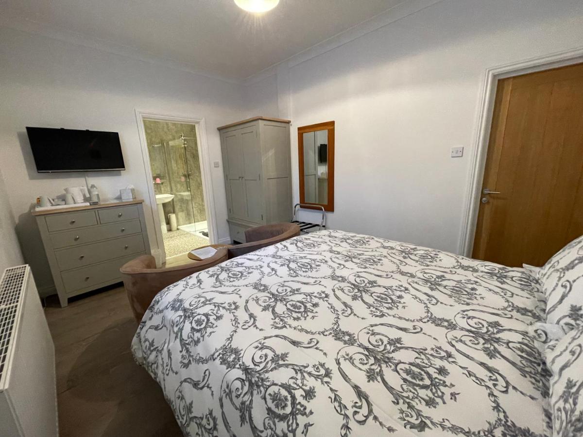 Cotswold Hare 4*